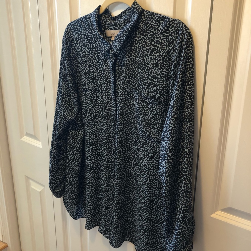 Loft Petite Plus Button Down Blouse